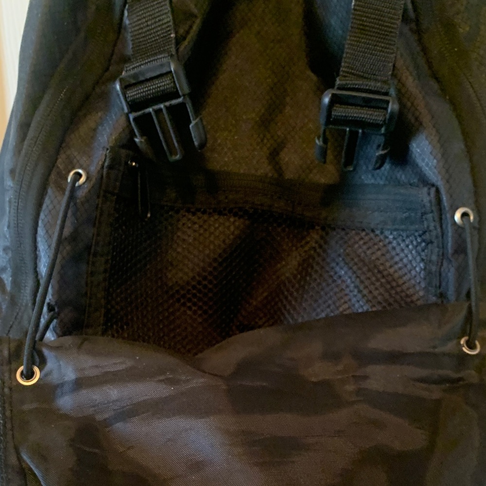 Targus Black Multi-Compartment Backpack - Picture 6 of 11